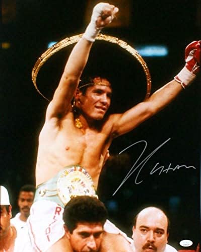 Julio Cesar Chavez autografou 16x20 braços up photo -jsa w *branco - fotos de boxe autografadas