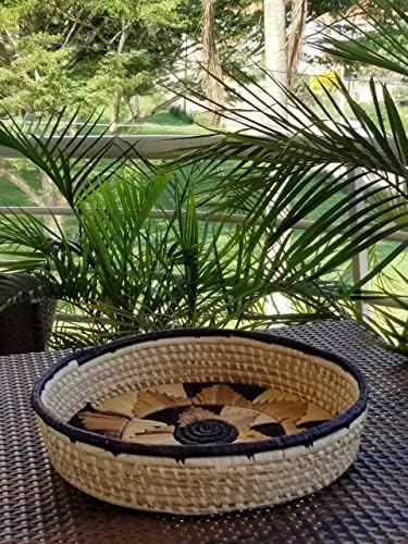 Bandeja de casca de rafia/ banana, cesta africana tecida à mão por Wulvik-Crafts