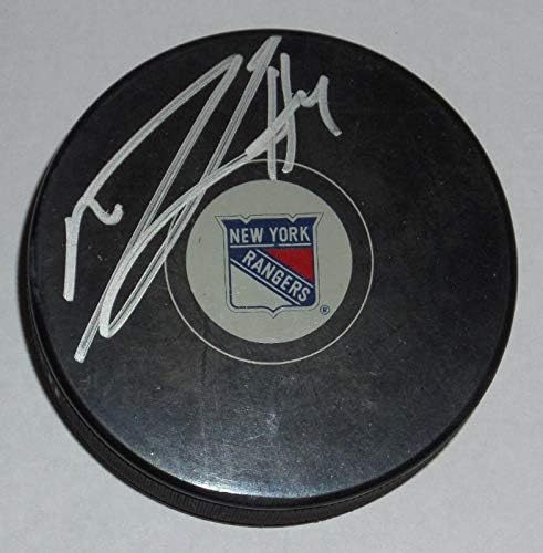 Michael Del Zotto assinou o logotipo oficial do Rangers Puck Predators Flyers Steiner Coa - Pucks autografados