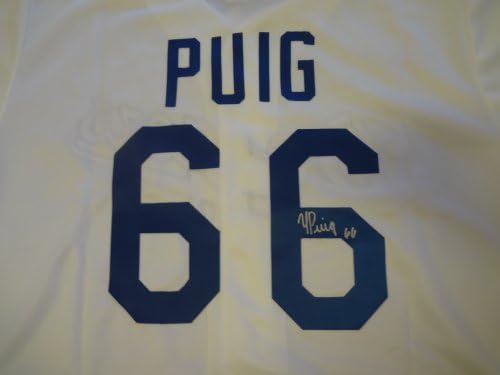 Yasiel Puig autografou a Jersey de Los Angeles Dodgers com prova, foto de Yasiel assinando para