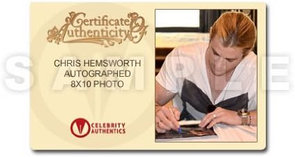 Chris Hemsworth autografou a foto de jeans 8x10