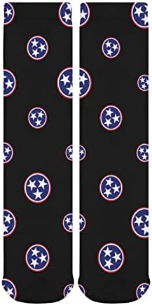 Meias esportivas de bandeira do Tennessee americano sobre as meias atléticas de tubo de bezerro grossas para